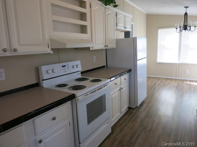 4760 Edgeland Road Edgemoor, SC 29712 - Photo 5 of 15