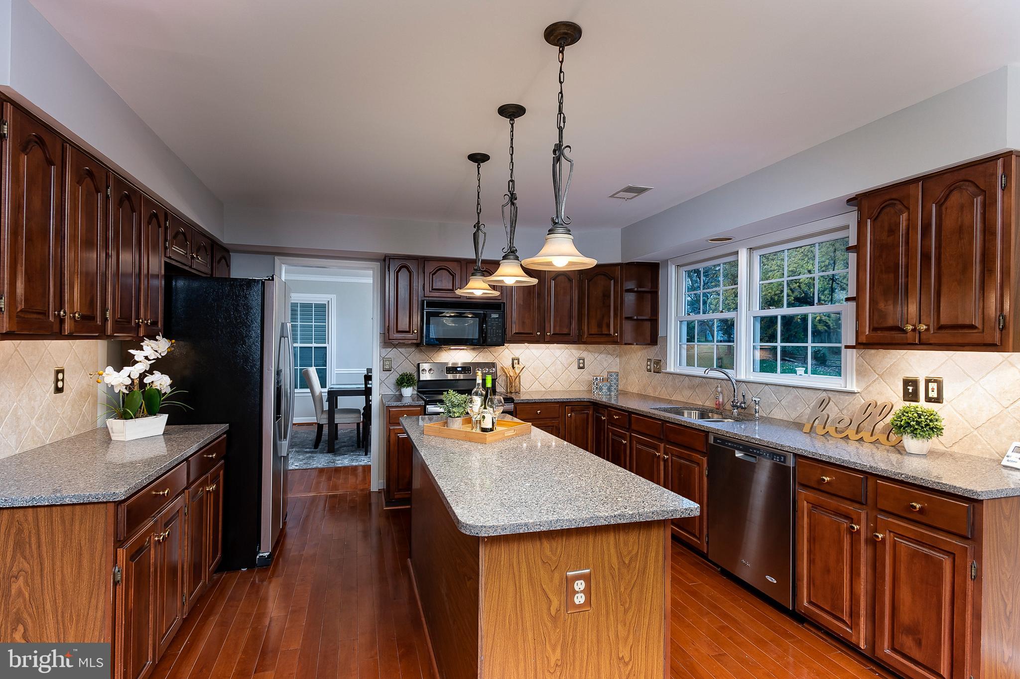 2408 McKenzie Road Ellicott City, MD 21042 - Photo 12 of 42 Kitchen