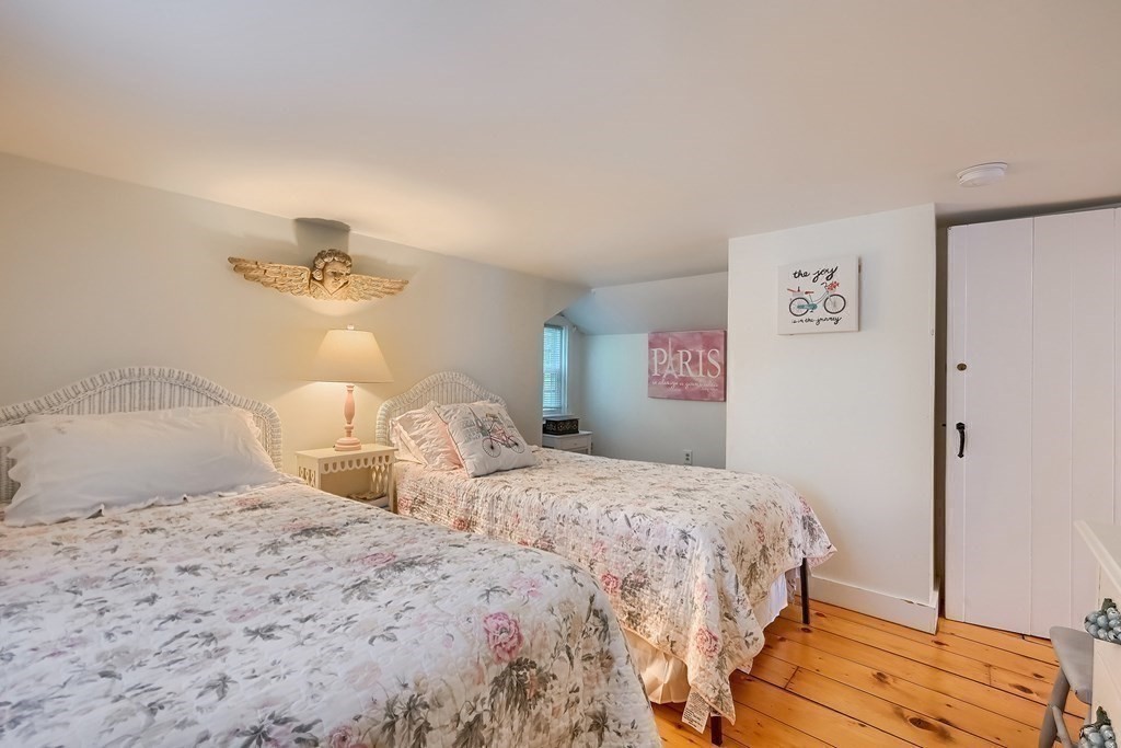 13 Joe Lincoln Road Harwich, MA 02671 - Photo 22 of 30