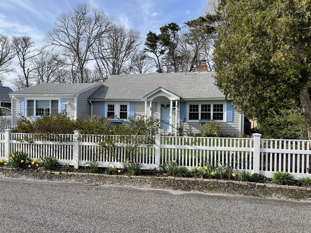 13 Joe Lincoln Road Harwich, MA 02671 - Photo 3 of 30