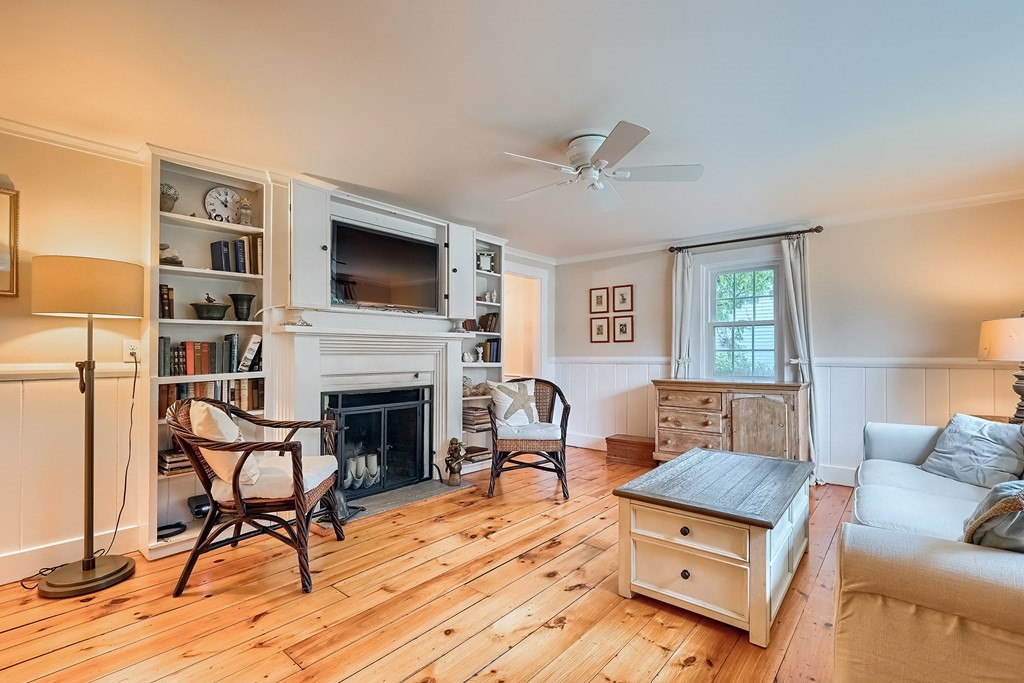 13 Joe Lincoln Road Harwich, MA 02671 - Photo 5 of 30