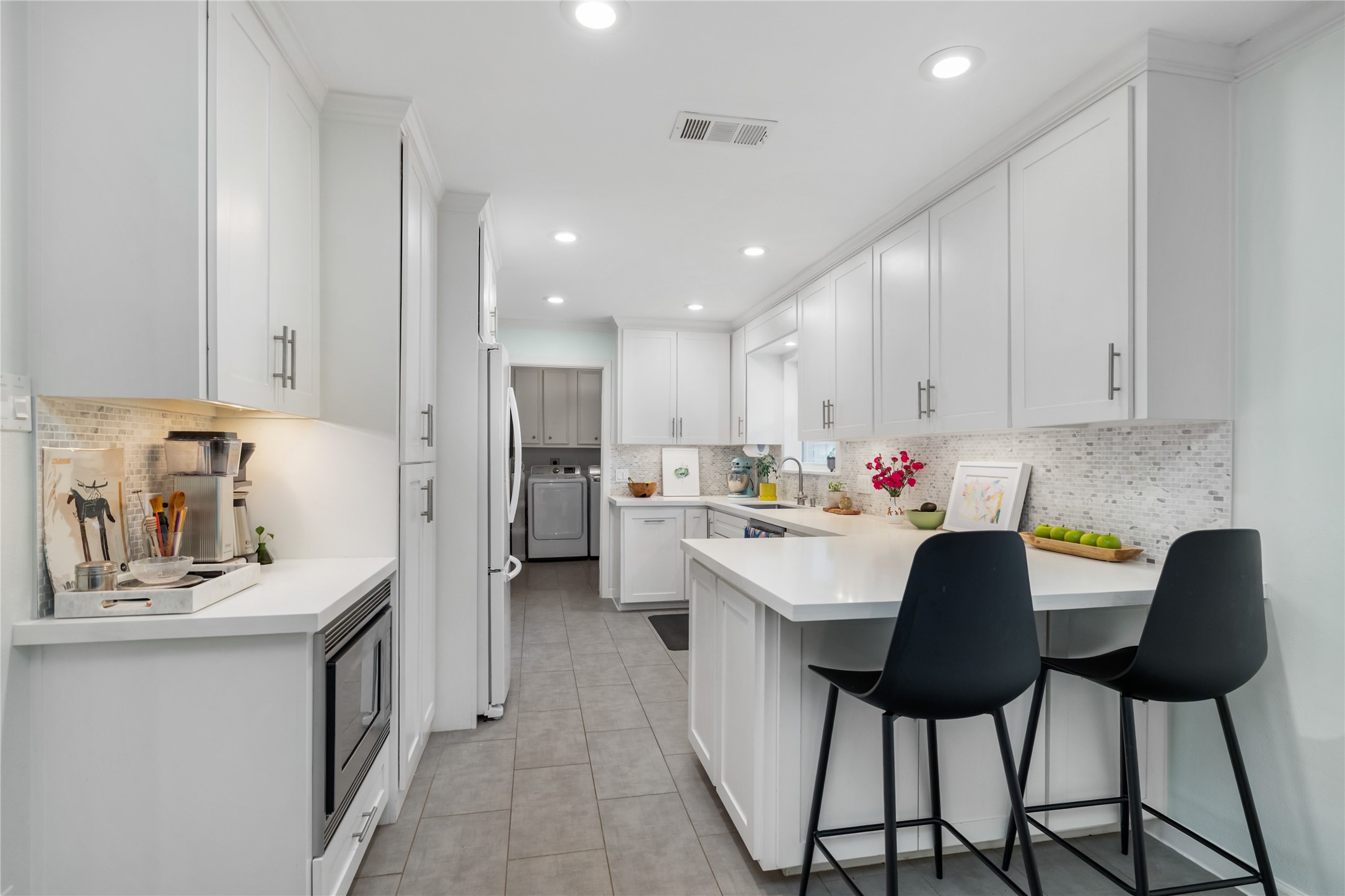 5222 Spellman Road Houston, TX 77035 - Photo 7 of 26