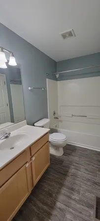 $2,150 | 4012 Blackstone Drive, Aurora, IL 60504