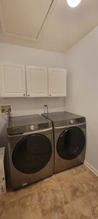 $2,150 | 4012 Blackstone Drive, Aurora, IL 60504