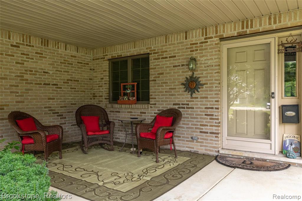 679 West Hamlin Road Rochester Hills, MI 48307 - Photo 12 of 35 Gallery Image 12