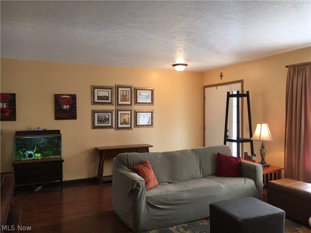 1455 Hubbard Road Madison, OH 44057 - Photo 3 of 22