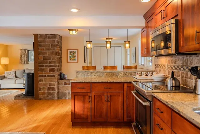 $1,179,000 | 130 Silver Road, Harrisville, NH 03450