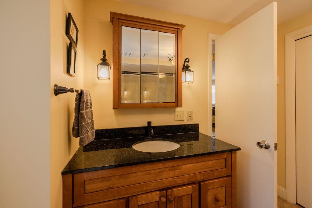 130 Silver Road Harrisville, NH 03450 - Photo 34 of 59