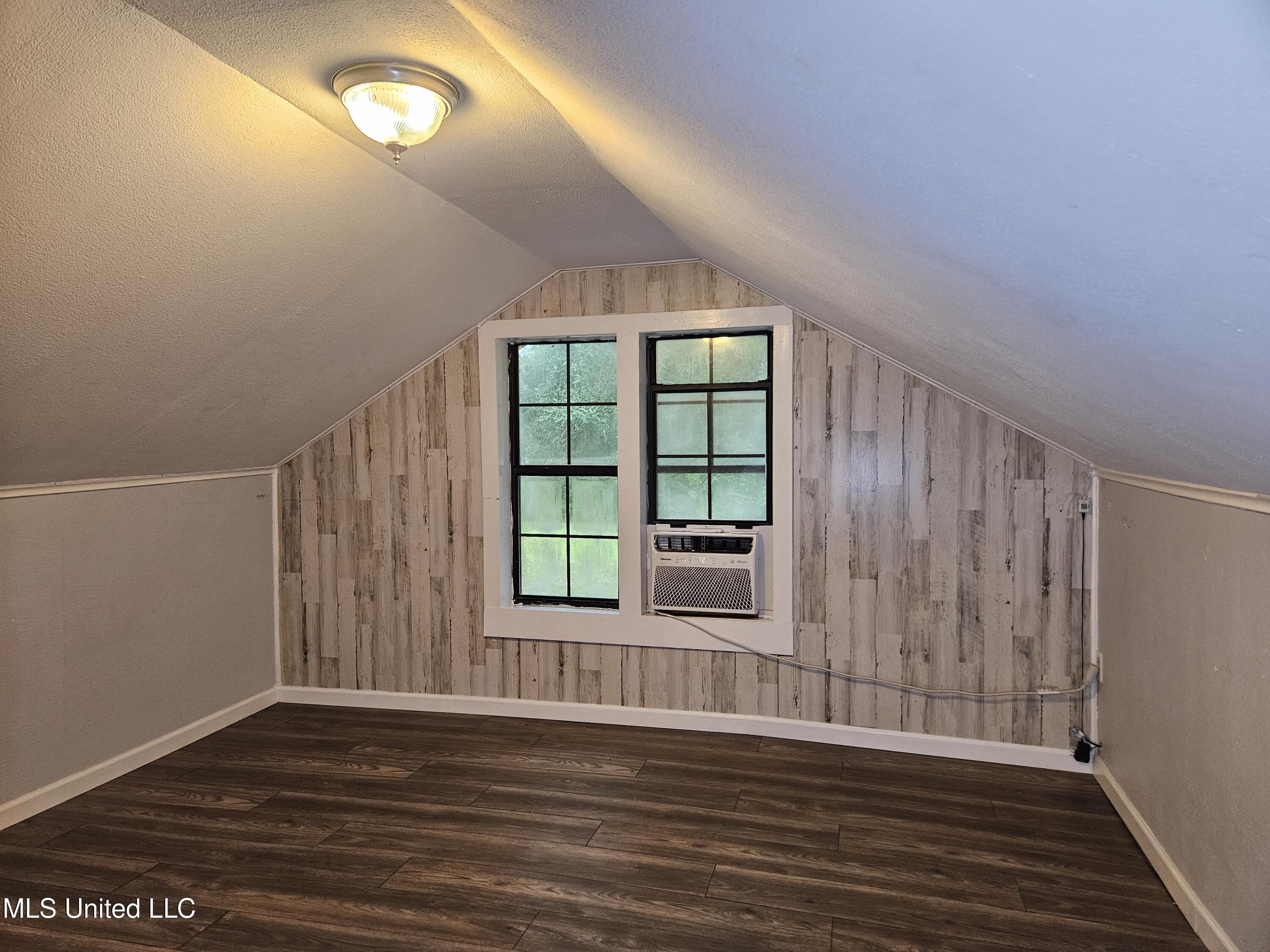 6067 Daugherty Road Long Beach, MS 39560 - Photo 25 of 59 Loft Room