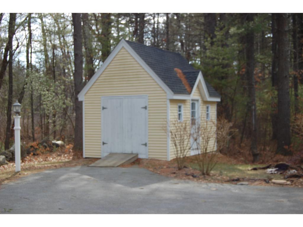 79 Simpson Mill Road Pelham, NH 03076 - Photo 3 of 24