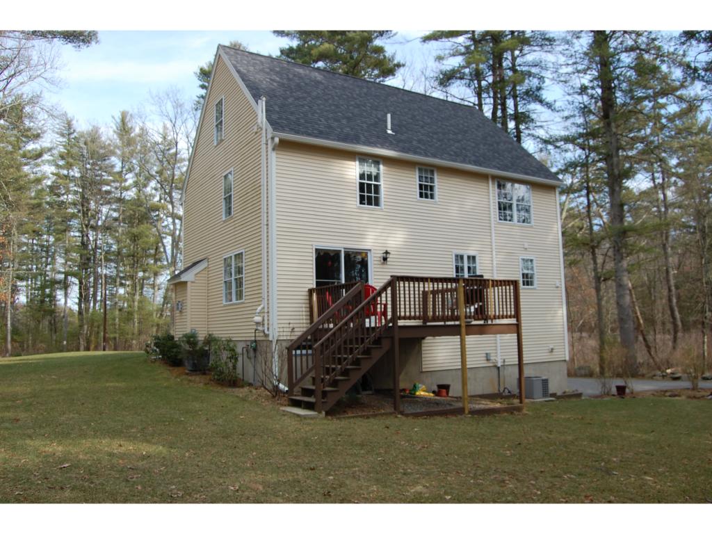 79 Simpson Mill Road Pelham, NH 03076 - Photo 5 of 24