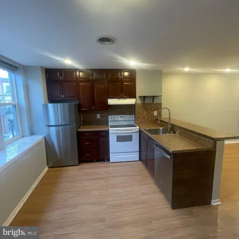 $1,750 | 764-66 South 4th Street, Philadelphia, PA 19147