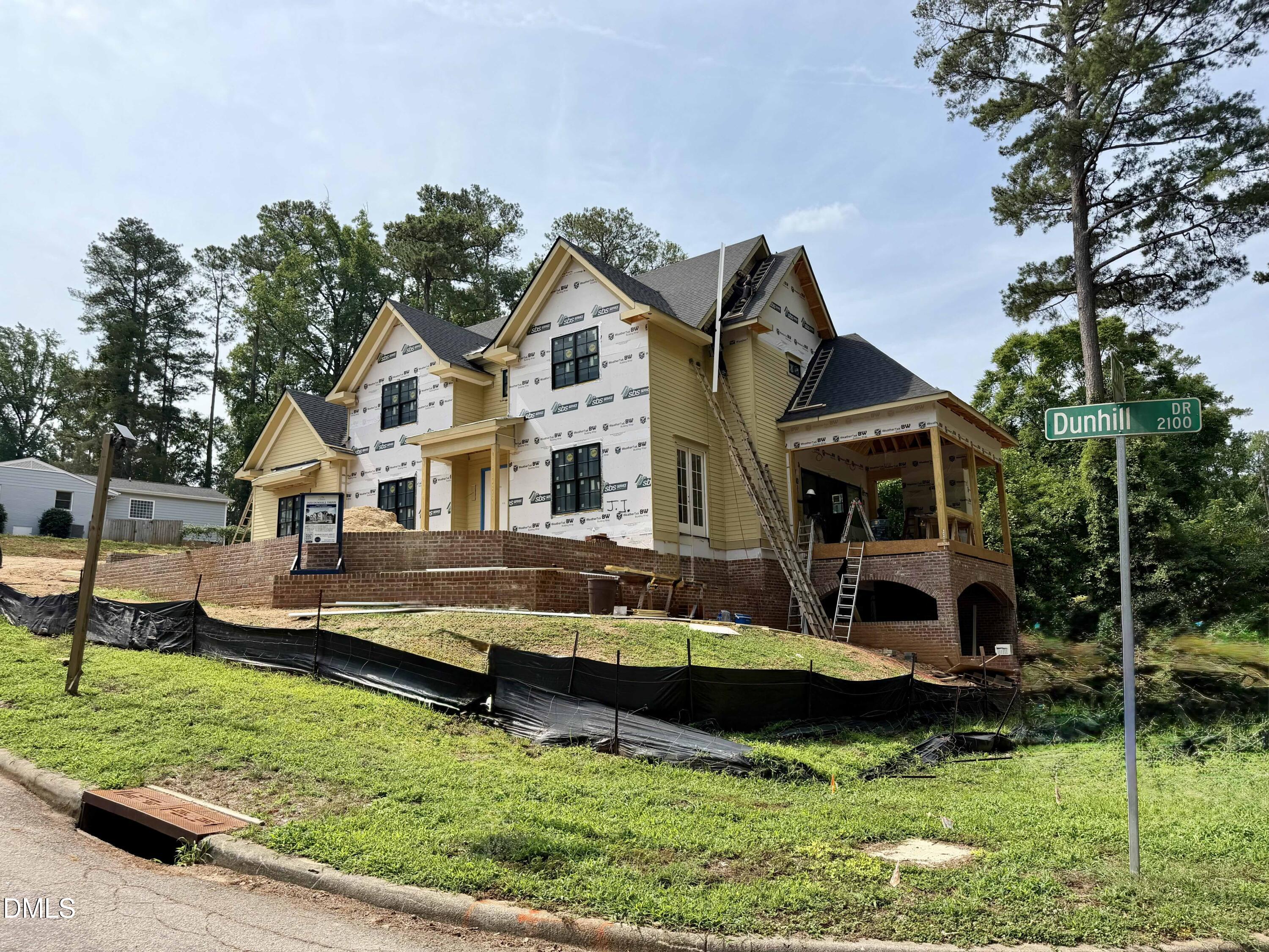 2123 Dunhill Drive Raleigh, NC 27608 - Photo 1 of 43 IMG_0210 copy