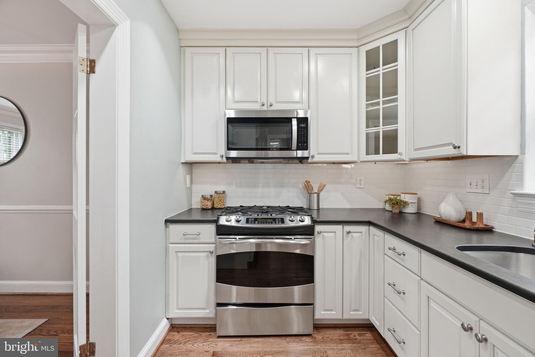 1251 South Oakcrest Road Arlington, VA 22202 - Photo 21 of 57