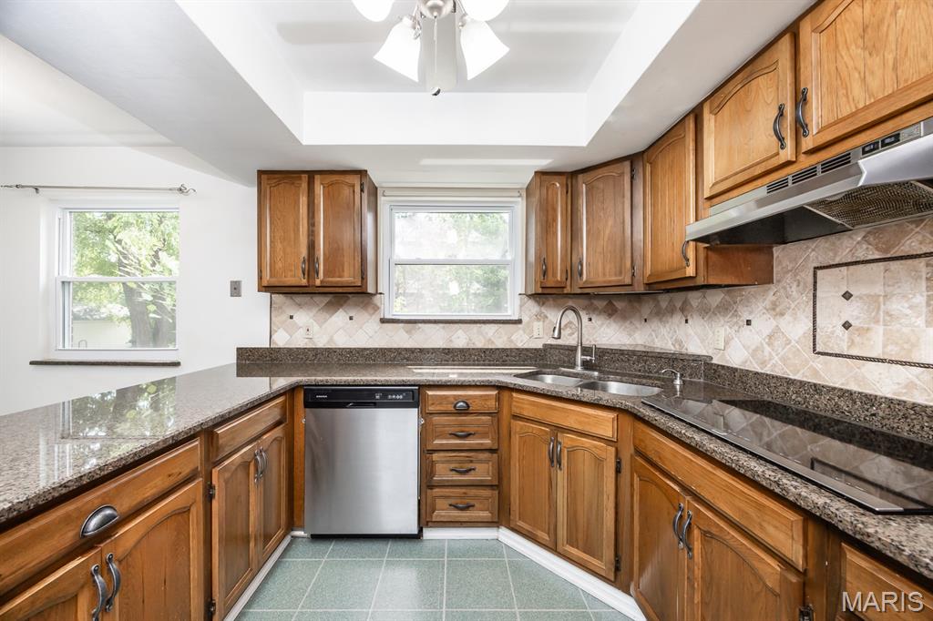 809 Reiss Road O'Fallon, IL 62269 - Photo 14 of 37