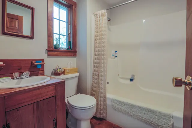 $359,500 | 8 Clipper Lane, Stockton Springs, ME 04981