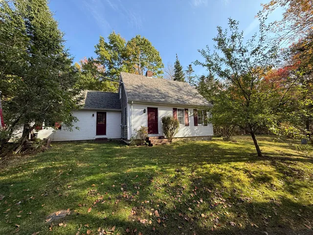 $359,500 | 8 Clipper Lane, Stockton Springs, ME 04981