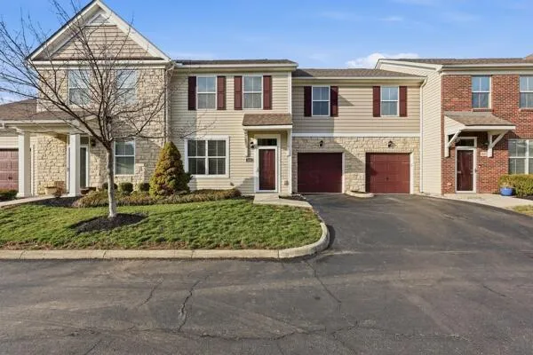 $285,000 | 1656 Nature Drive, Unit 22, Grove City, OH 43123