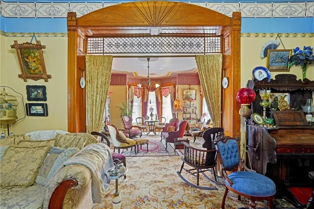 $295,000 | 709 Herring Street, Brunswick, MO 65236