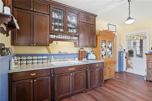 $295,000 | 709 Herring Street, Brunswick, MO 65236