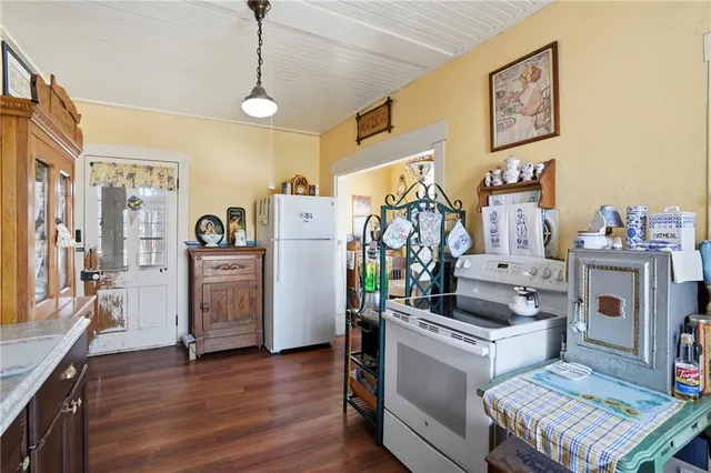 $295,000 | 709 Herring Street, Brunswick, MO 65236