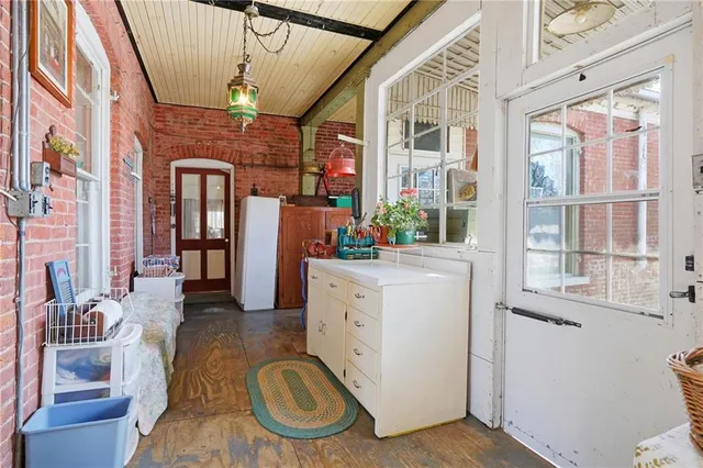 $295,000 | 709 Herring Street, Brunswick, MO 65236