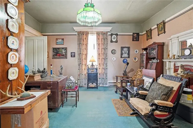 $295,000 | 709 Herring Street, Brunswick, MO 65236