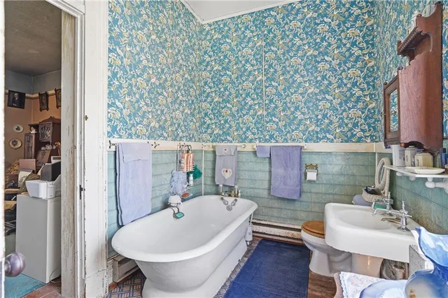 $295,000 | 709 Herring Street, Brunswick, MO 65236