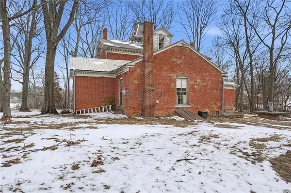 $295,000 | 709 Herring Street, Brunswick, MO 65236