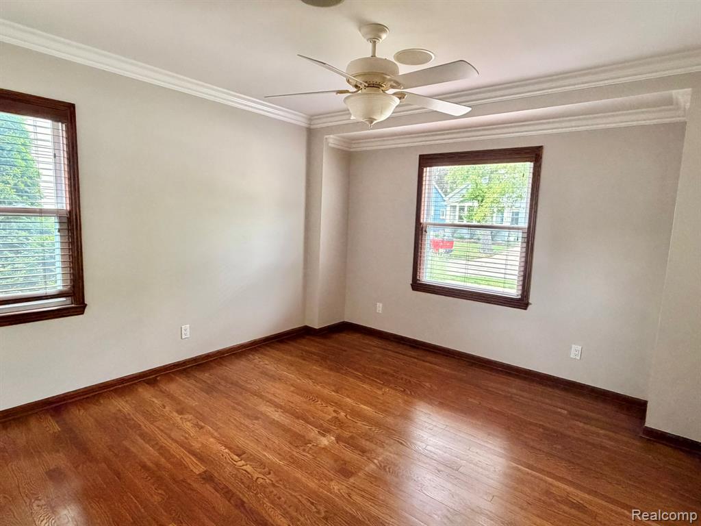 2111 Earlmont Road Berkley, MI 48072 - Photo 16 of 27