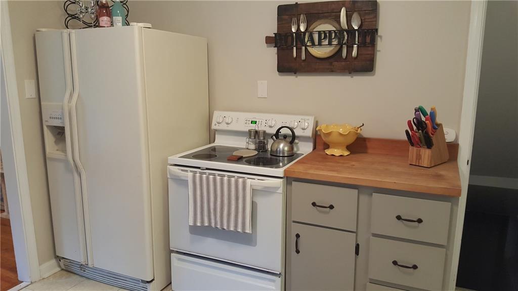 9630 Hilliard Road Pittsburgh, PA 15237 - Photo 12 of 24 Gallery Image 12
