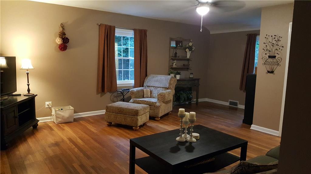9630 Hilliard Road Pittsburgh, PA 15237 - Photo 16 of 24 Gallery Image 16