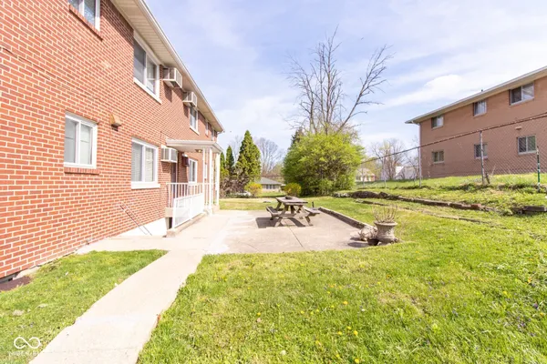 $800 | 4849 North Bolton Avenue, Unit 6, Indianapolis, IN 46226
