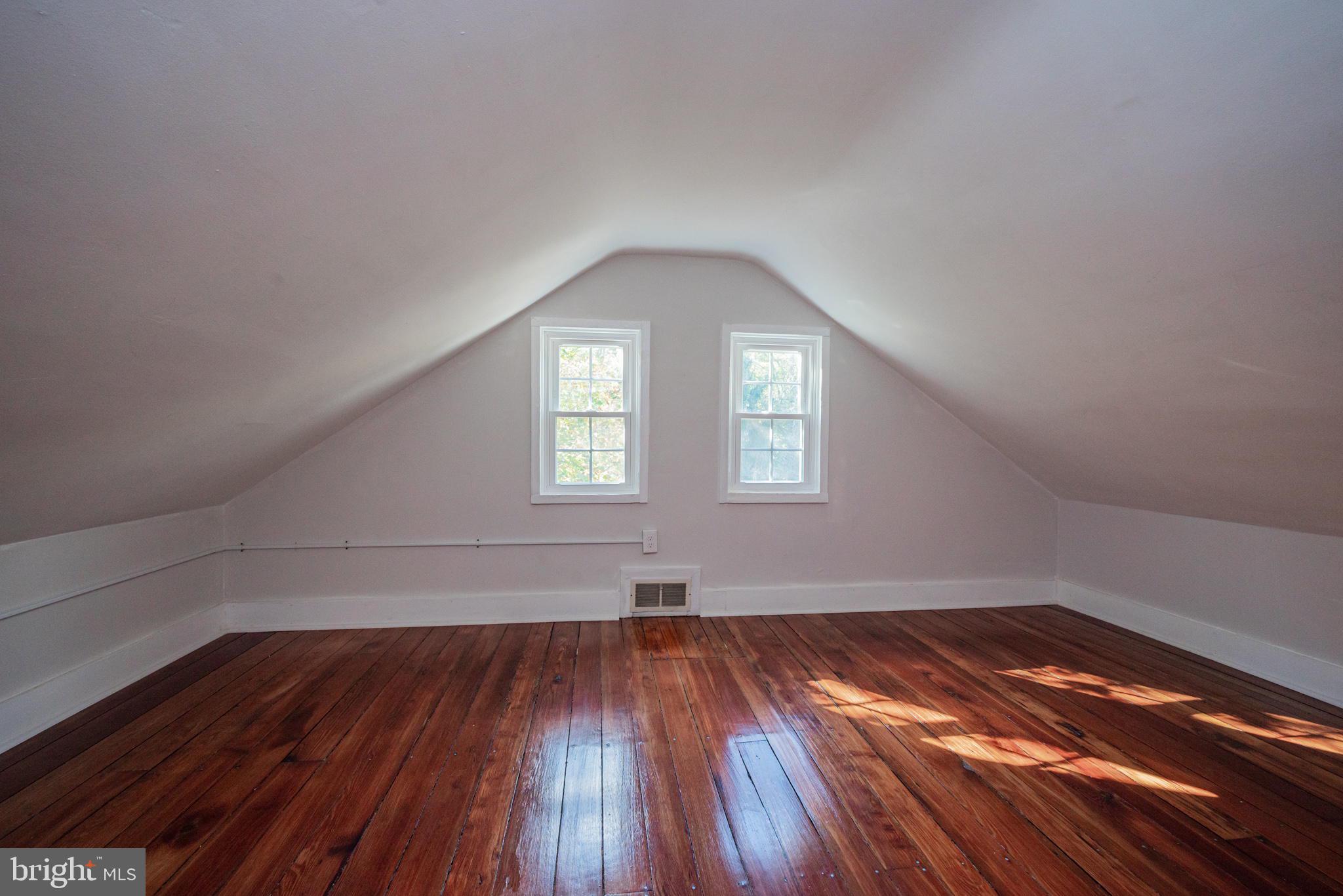 561 Fletcher Road Wayne, PA 19087 - Photo 8 of 27