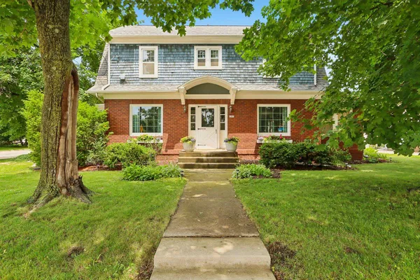 $474,900 | 1501 Main Street, Cross Plains, WI 53528