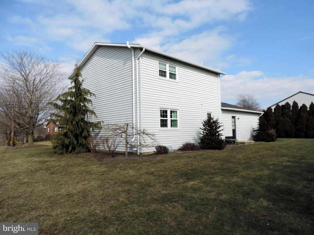 445 Stracks Dam Road Myerstown, PA 17067 - Photo 10 of 24 Gallery Image 10