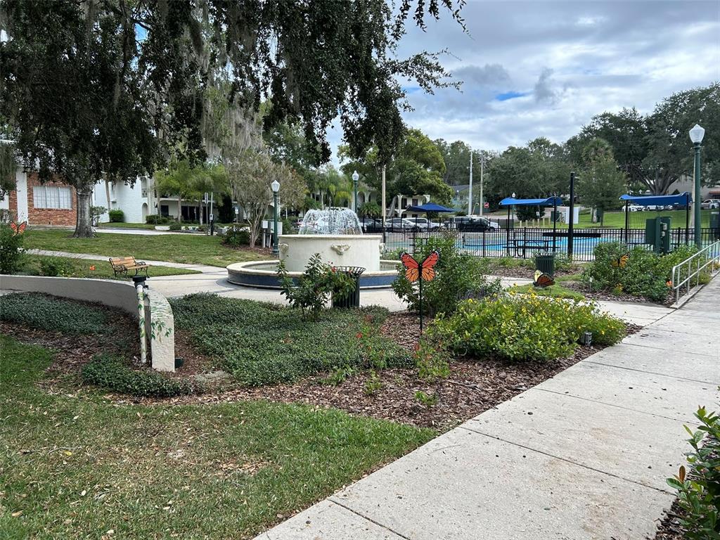 229 East 6th Avenue Mount Dora, FL 32757 - Photo 40 of 65 a view of a park with large trees