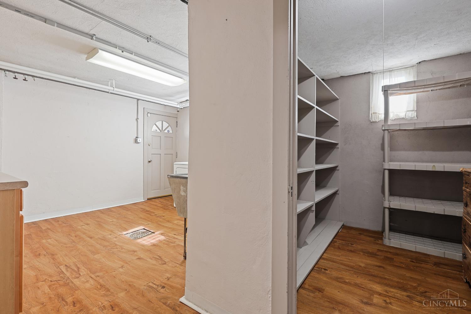 4527 Hanley Road Cincinnati, OH 45247 - Photo 62 of 83