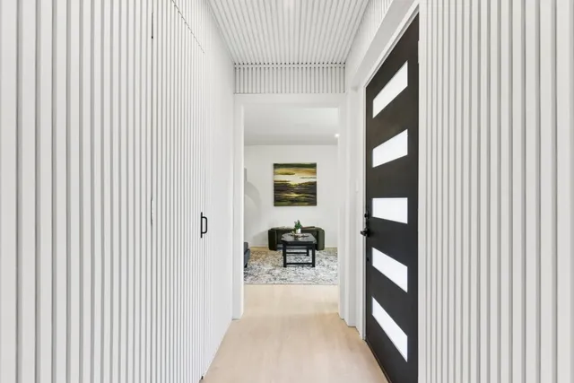 $649,500 | 7503 Carriage Drive, Austin, TX 78752