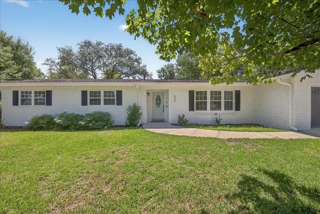 $599,000 | 603 Golf Course Drive Northeast, Fort Walton Beach, FL 32547