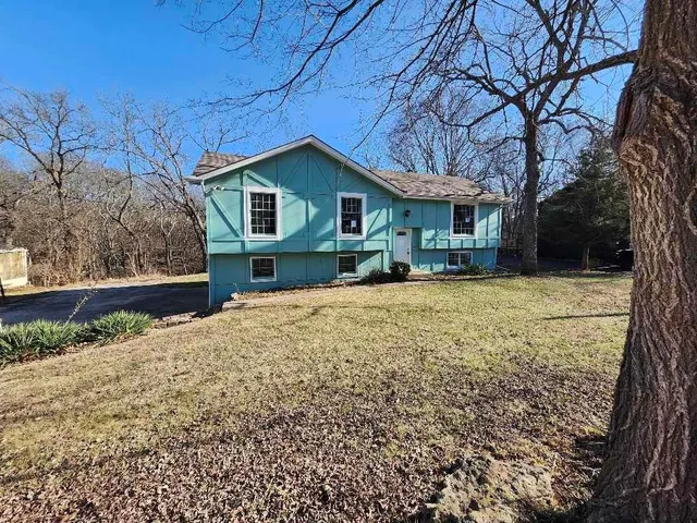 $365,000 | 18995 Lowell Avenue, Stilwell, KS 66085
