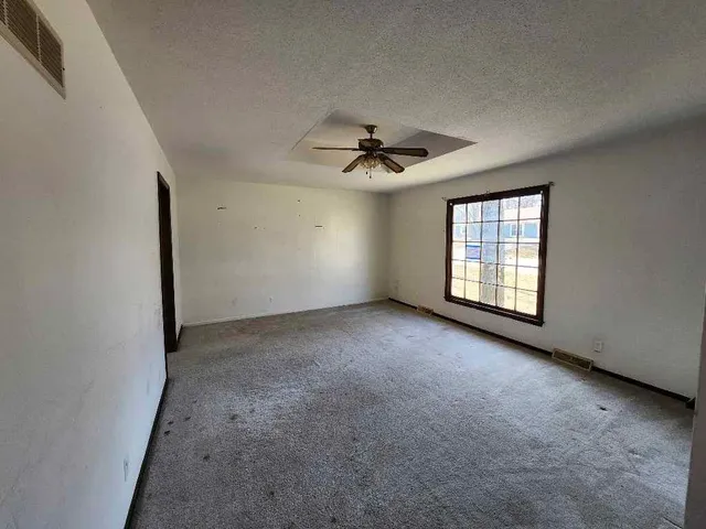 $365,000 | 18995 Lowell Avenue, Stilwell, KS 66085