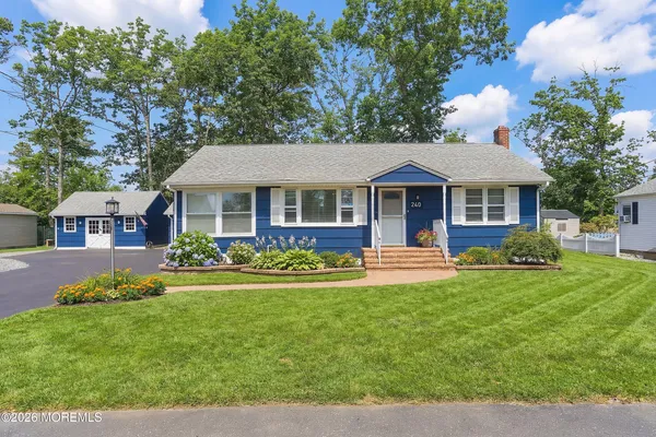 $525,000 | 240 Wainwright Street, Forked River, NJ 08731