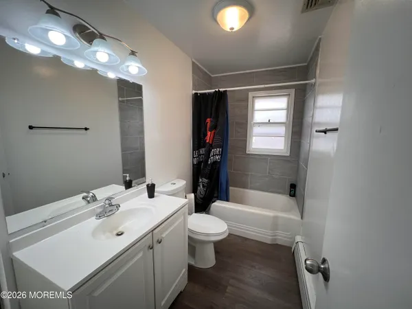 $525,000 | 240 Wainwright Street, Forked River, NJ 08731