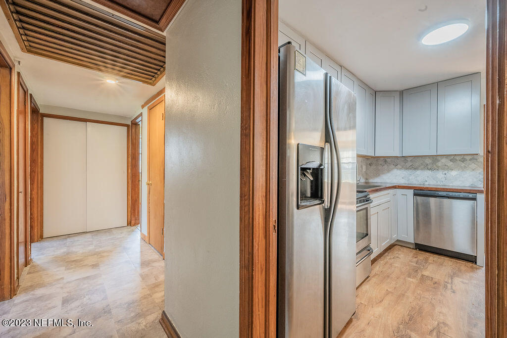 1746 Bartram Road Jacksonville, FL 32207 - Photo 17 of 43 Kitchen and hallway