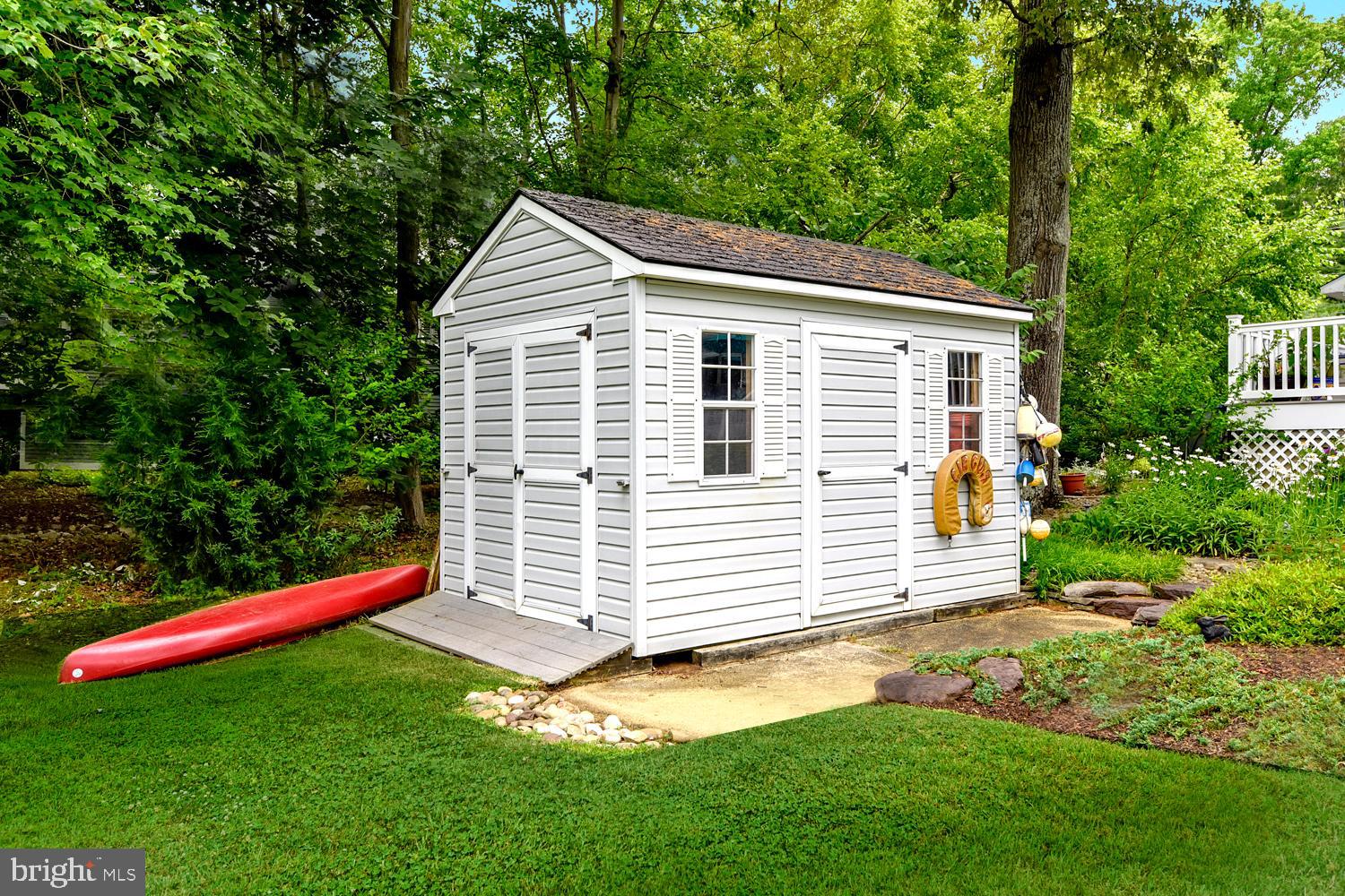 3700 Thomas Point Road Annapolis, MD 21403 - Photo 15 of 47 Detached Storage Equipment Boathouse Shed