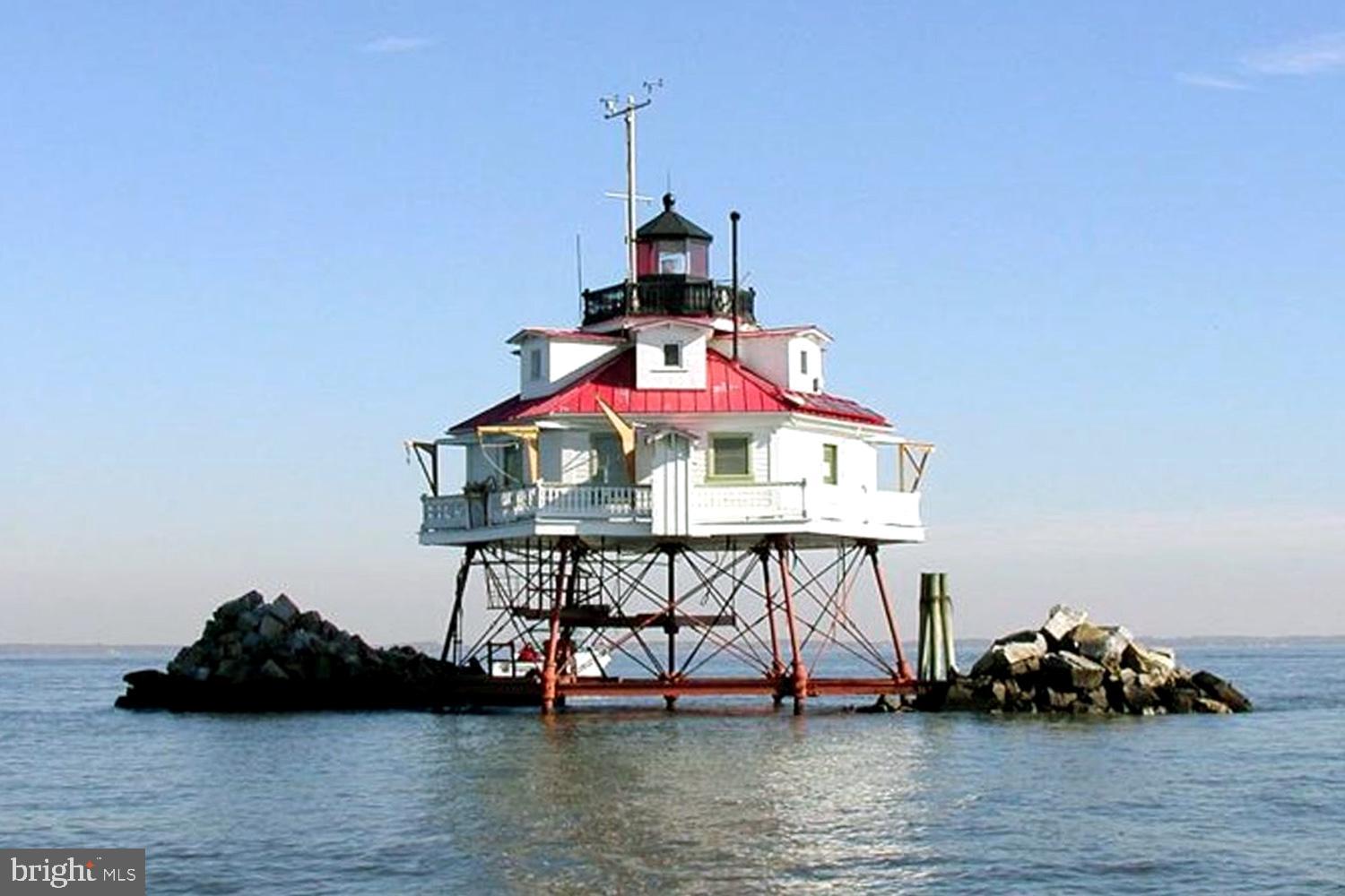 3700 Thomas Point Road Annapolis, MD 21403 - Photo 45 of 47 Sail to the Bay & Historic Thomas Pt. Lighthouse
