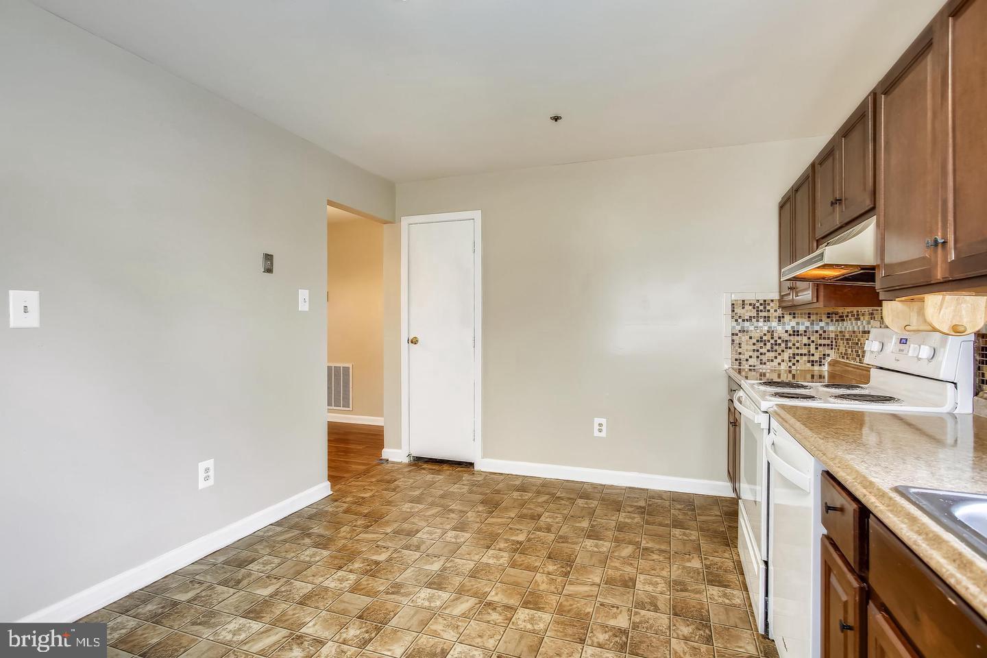 1670 Brooksquare Drive, Unit 54 Capitol Heights, MD 20743 - Photo 13 of 28 a view of a kitchen with a sink