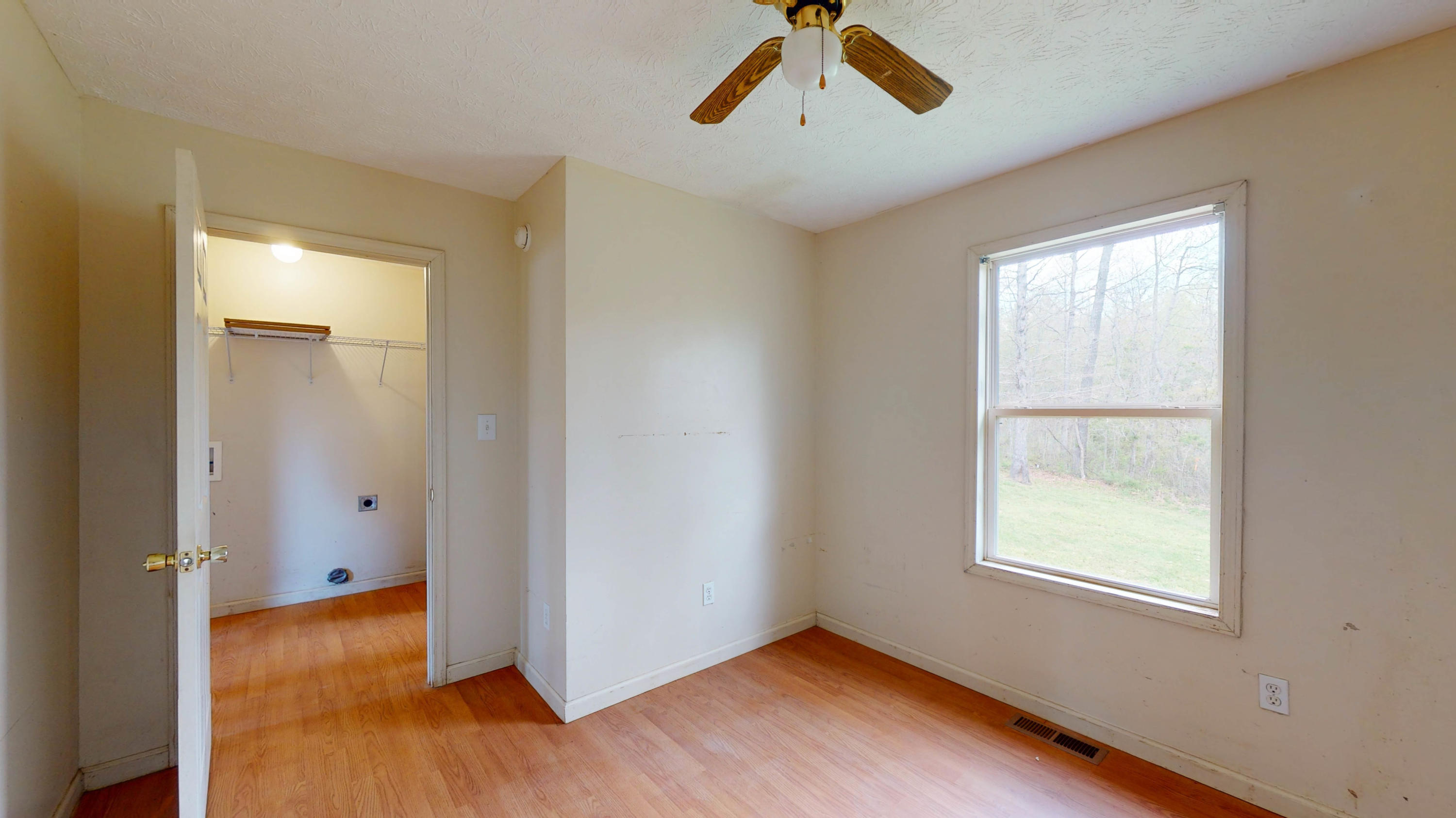 130 West Robbins Road Robbins, TN 37852 - Photo 14 of 16 130-W-Robbins-Rd-04202021_195718