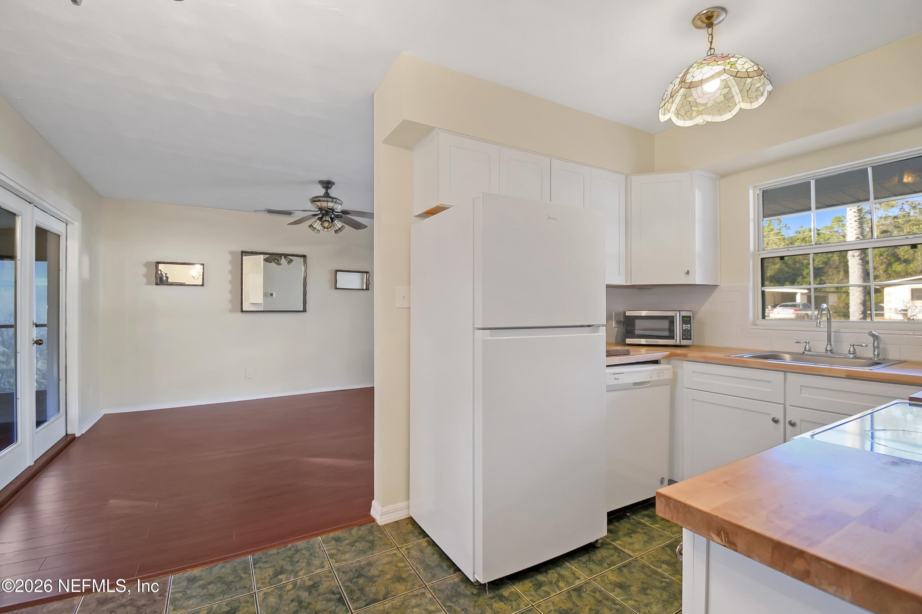 1064 Hibiscus Street St. Augustine, FL 32084 - Photo 9 of 29 DSC_1767